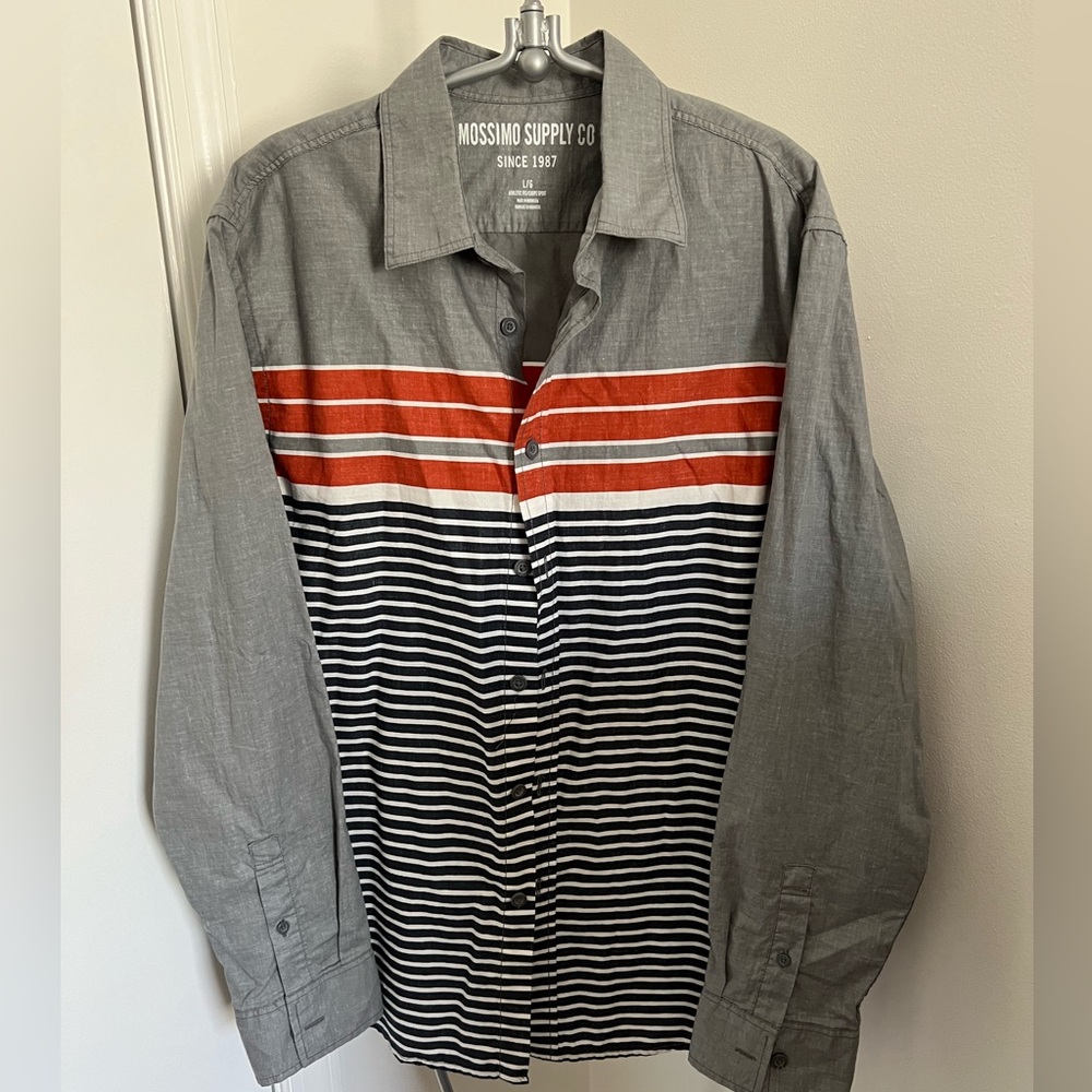 Mossimo Supply Co Athletic Fit Long Sleeve Shirt